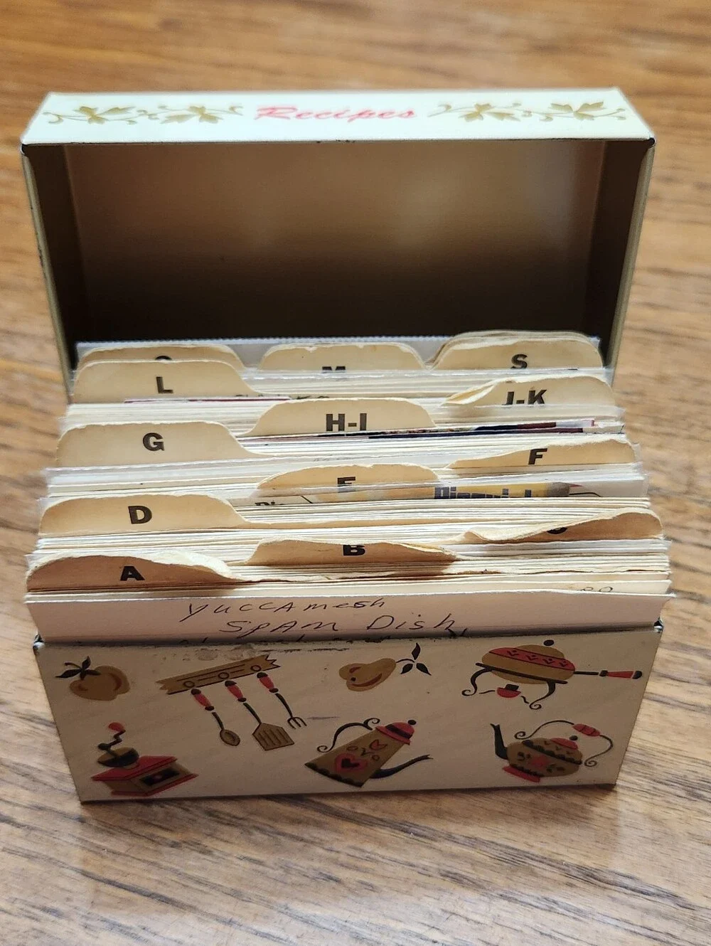 Vintage Recipes Recipe Box - By Ohio Art